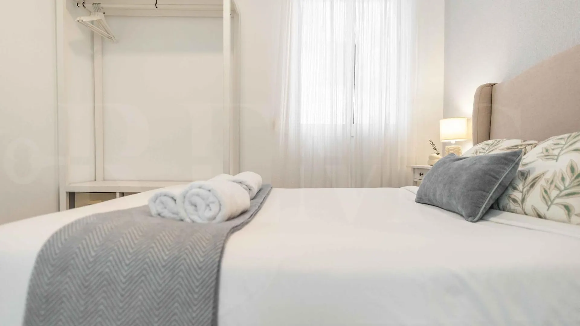 Cozy Apartment Near Plaza De La Merced By Rems مالقة 0*,  إسبانيا