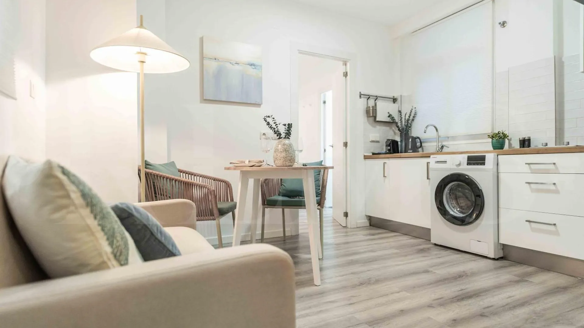 Cozy Apartment Near Plaza De La Merced By Rems مالقة